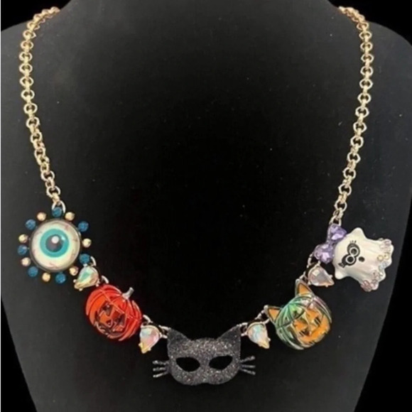 BETSEY JOHNSON SET Halloween Charm Necklace & Matching Pumpkin Earrings NEW NWT - Picture 7 of 8
